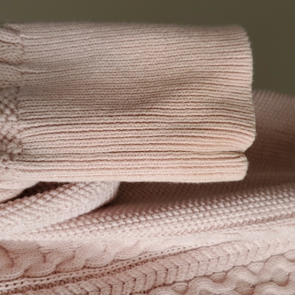Blush pink GAP cable knit sweater in size XL, 100% cotton - Picture 5 of 8